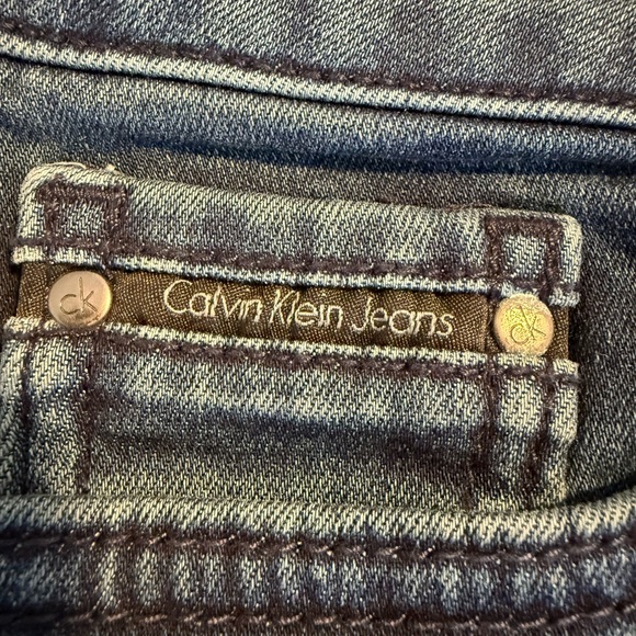 🆕 Calvin Klein Jeans City Short Bermuda 5 pocket denim shorts women’s 2 NWT - Picture 2 of 9
